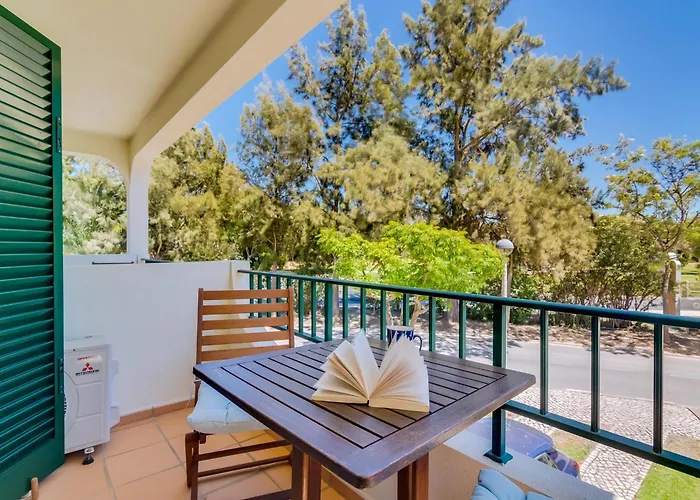 Melias, 2 Quartos E Piscina, Apartmán