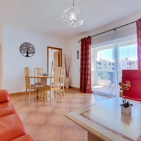 Melias, 2 Quartos E Piscina, Vilamoura