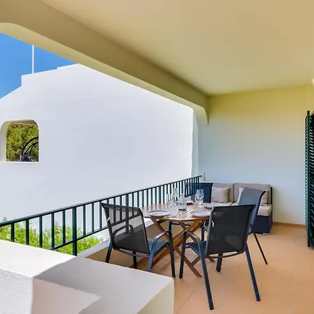 Melias, 2 Quartos E Piscina, * Vilamoura