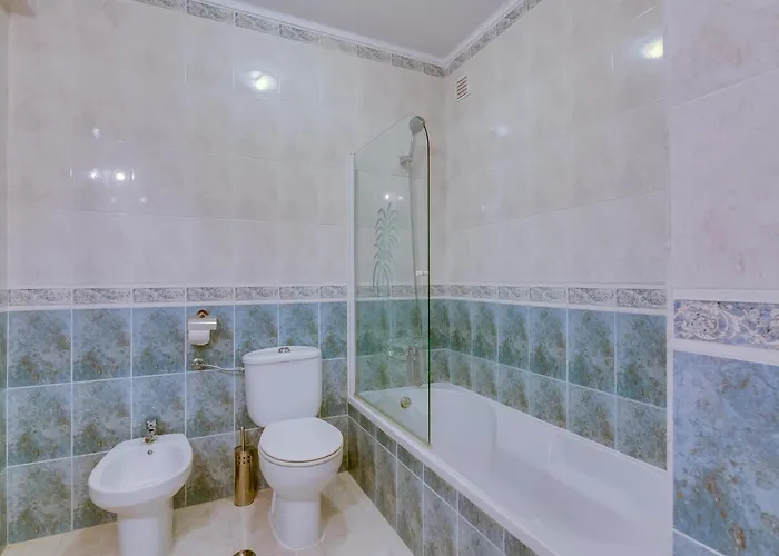 Apartment Melias, 2 Quartos E Piscina,