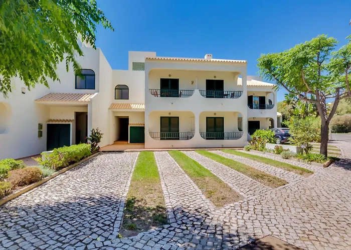 Apartment Melias, 2 Quartos E Piscina, *